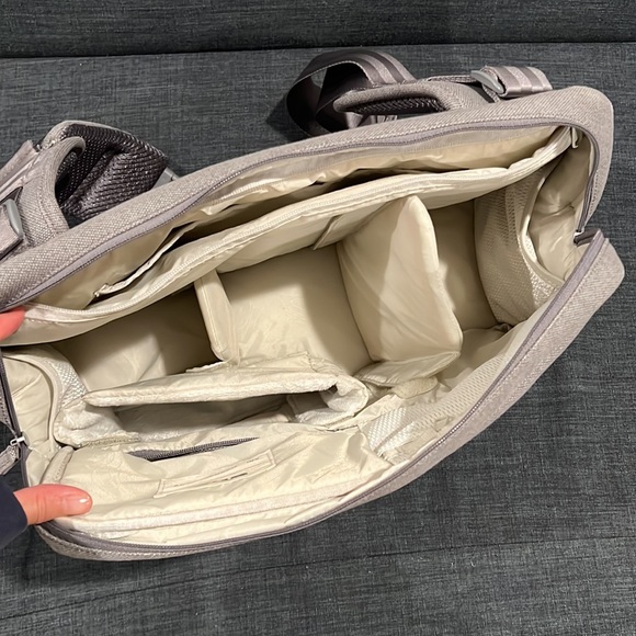 Incase Ari Marcopoulos Camera Bag - Picture 3 of 9